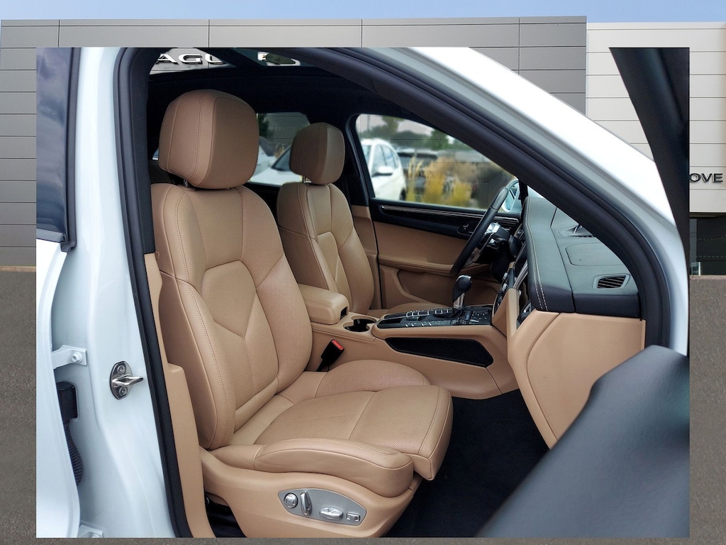 Used 2021 Porsche Macan S S AWD