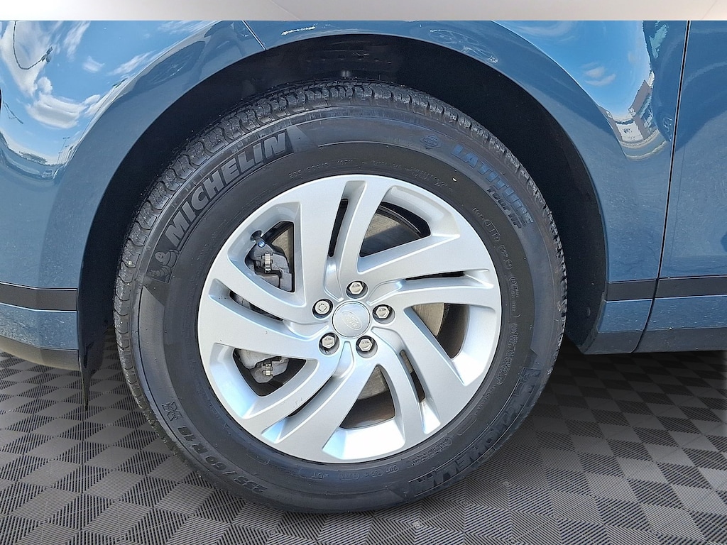 Used 2026 Land Rover Range Rover Evoque Core S SUV