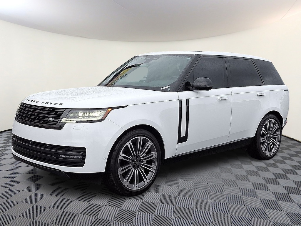 Certified 2025 Land Rover Range Rover P400 SE SUV
