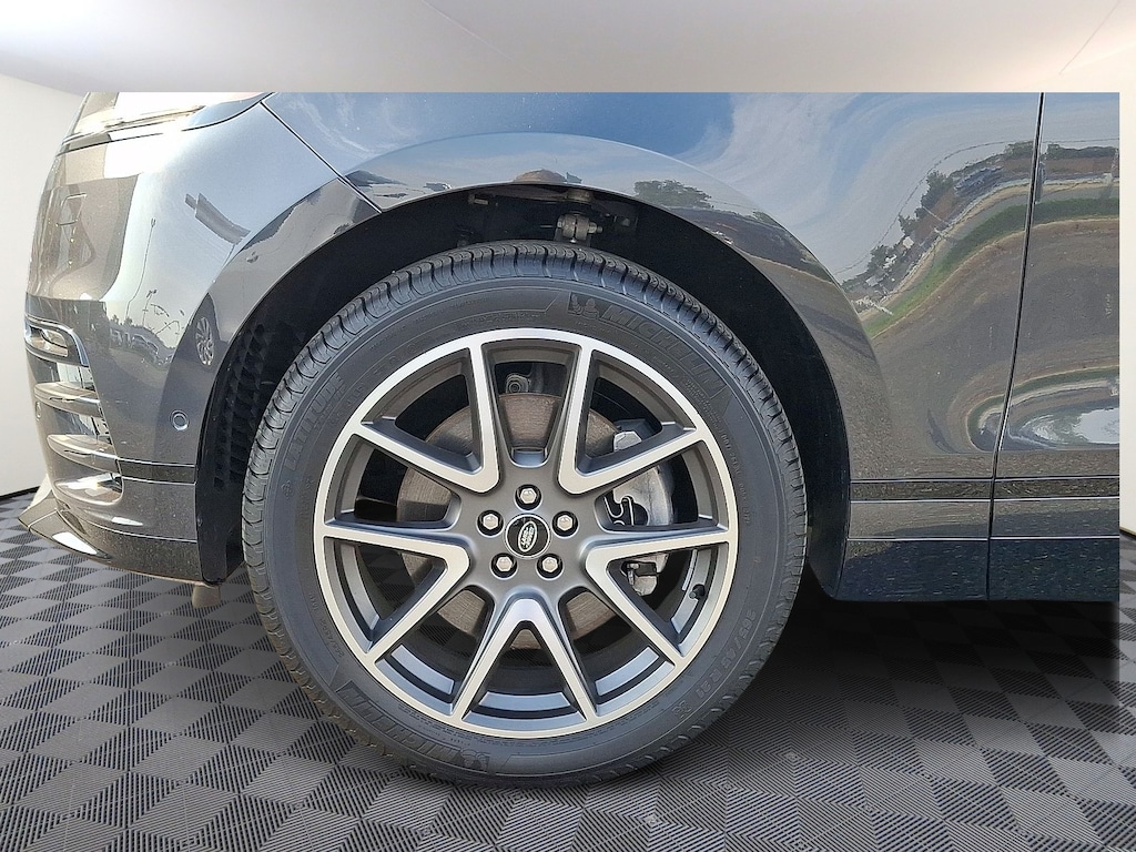 Certified 2026 Land Rover Range Rover Velar P400 Dynamic SE SUV