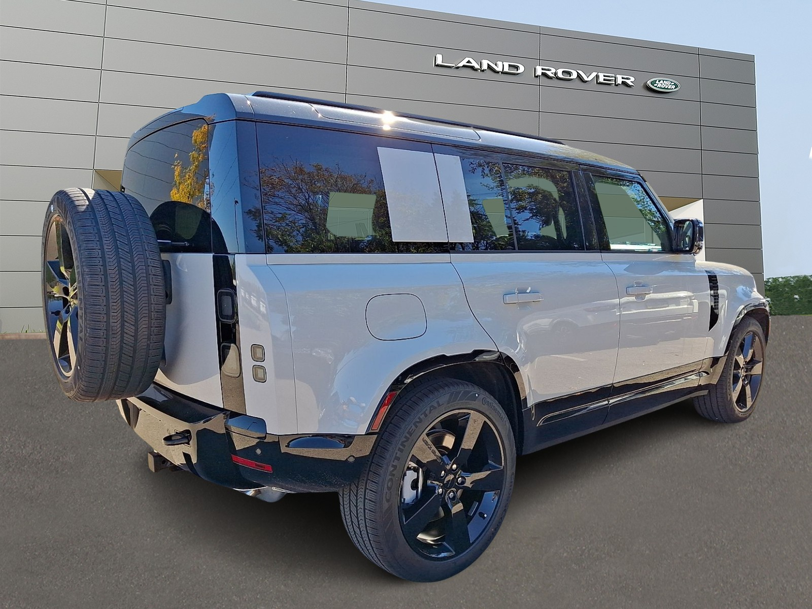 New 2026 Land Rover Defender P400 X-Dynamic SE Sport Utility