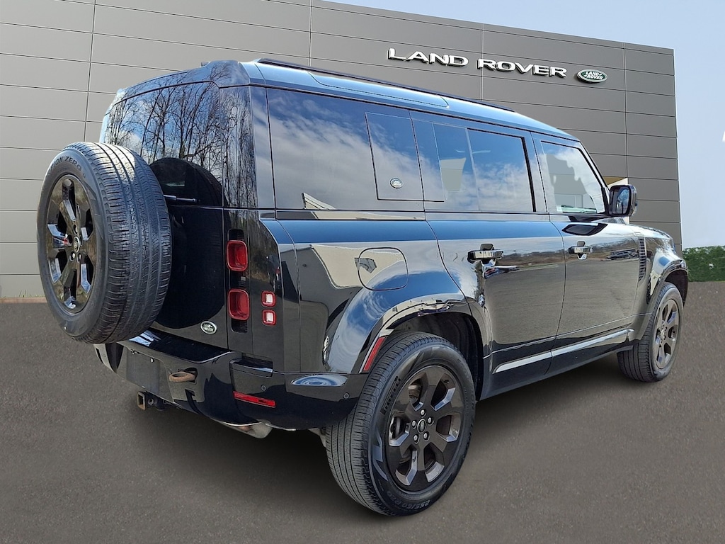 Certified 2023 Land Rover Defender 110 X-Dynamic SE Sport Utility