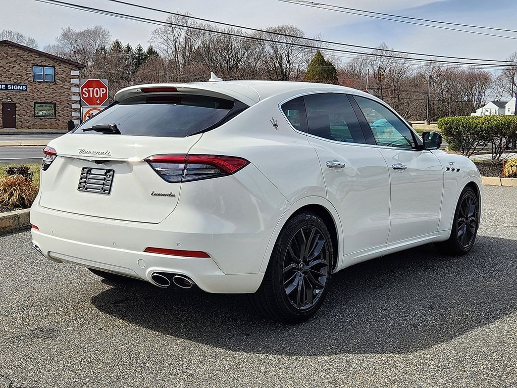 Used 2024 Maserati Levante GT Ultima SUV