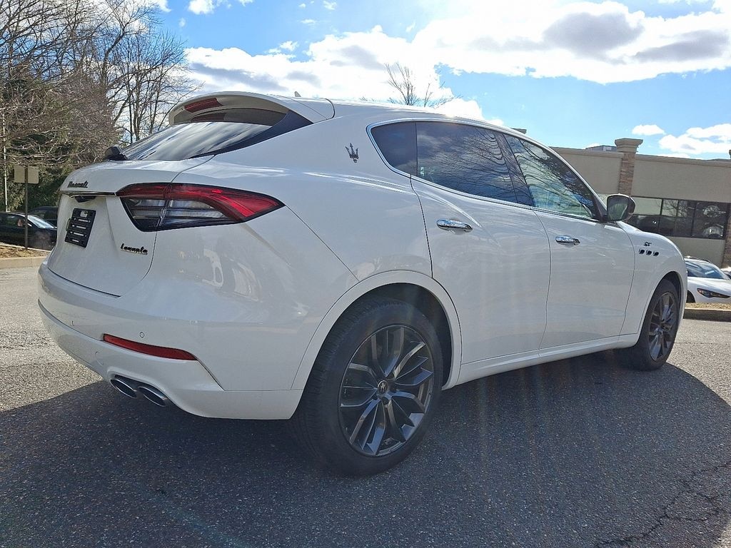 Used 2024 Maserati Levante GT Ultima SUV
