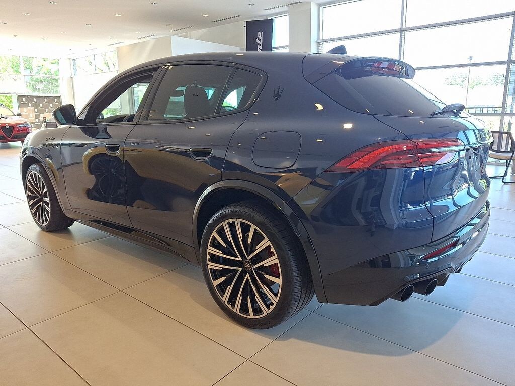 New 2025 Maserati Grecale Modena SUV