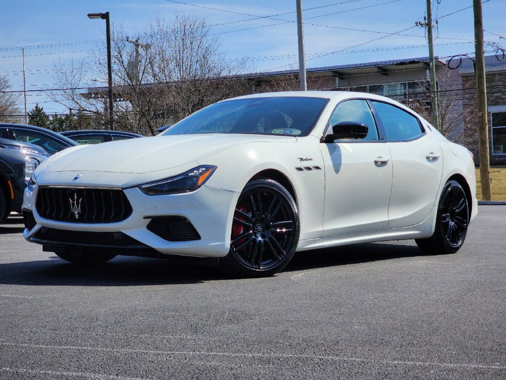  Maserati Ghibli