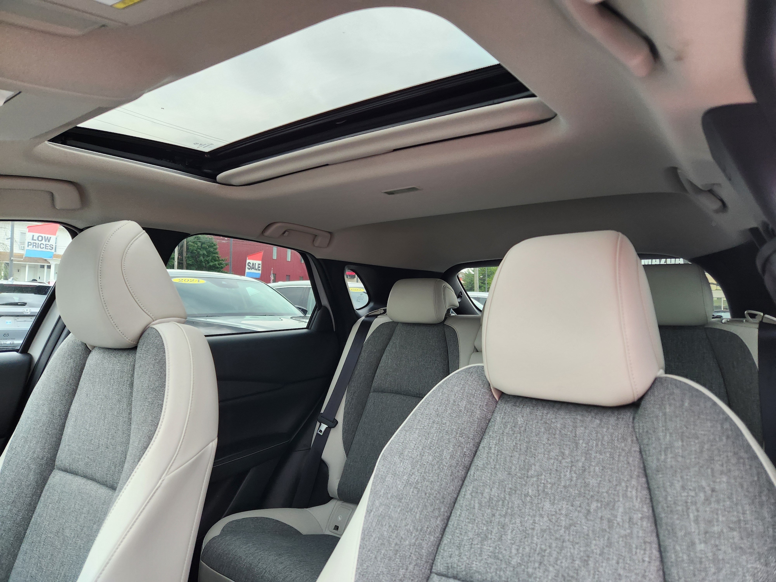 2026 Mazda CX-30 Aire Edition - Photo 12