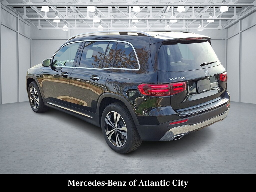 New 2026 Mercedes-Benz GLB 250 4MATIC SUV