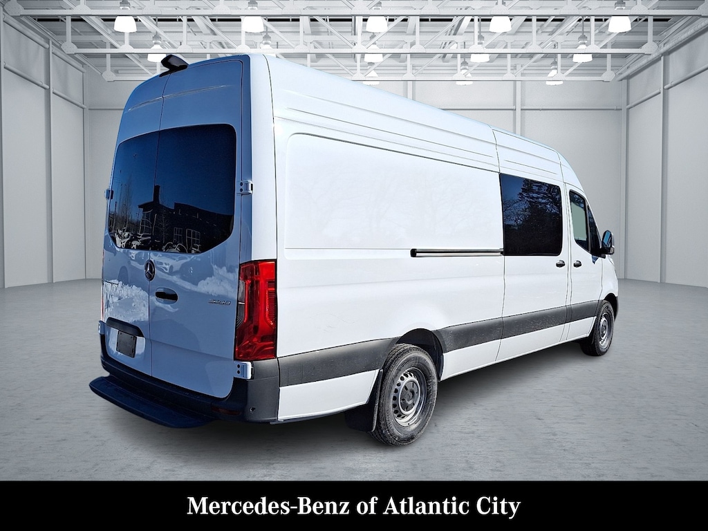 New 2026 Mercedes-Benz Sprinter 2500 High Roof 4-Cyl Diesel Van Crew Van