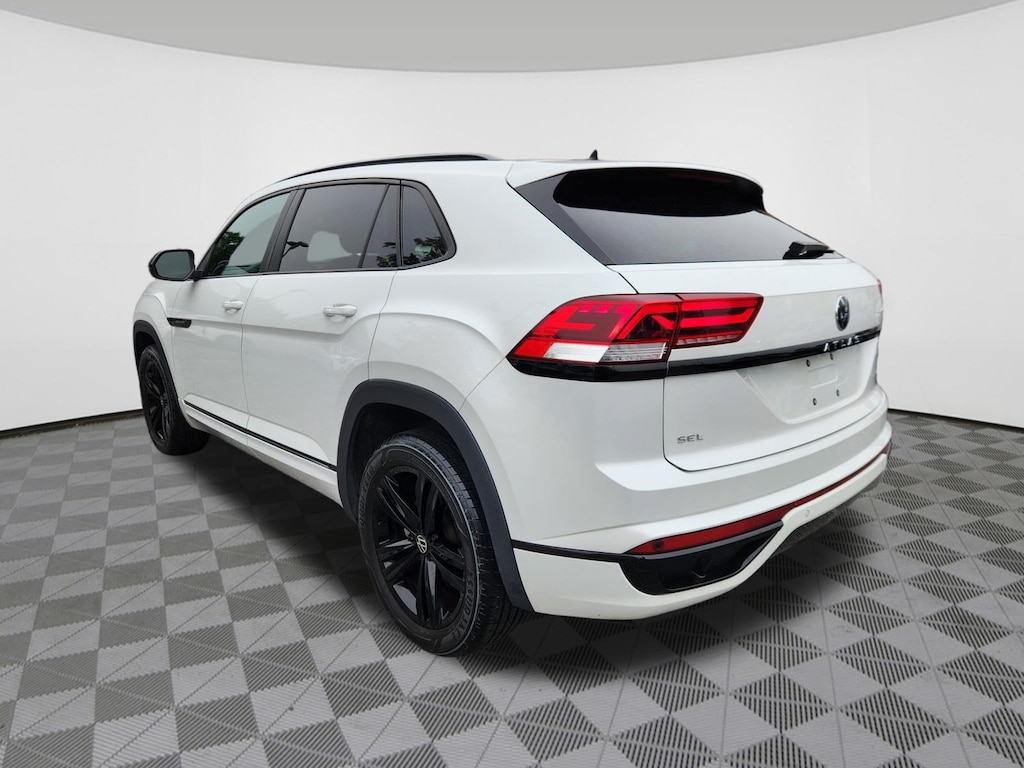 Certified 2023 Volkswagen Atlas Cross Sport 2.0T SEL R-Line Black SUV