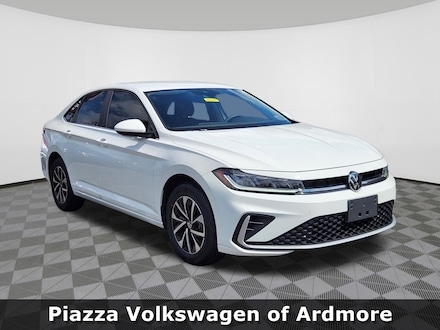 2025 Volkswagen Jetta S S Auto