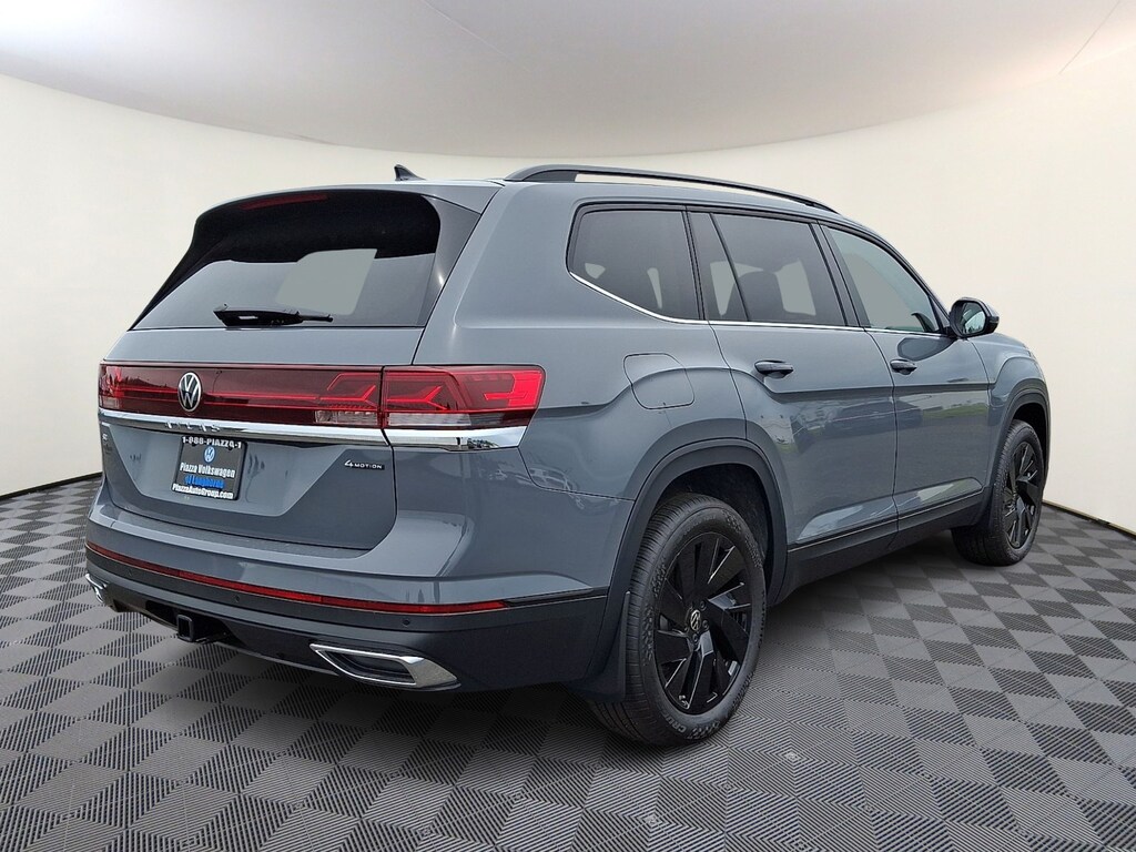 New 2026 Volkswagen Atlas SE With Technology Sport Utility