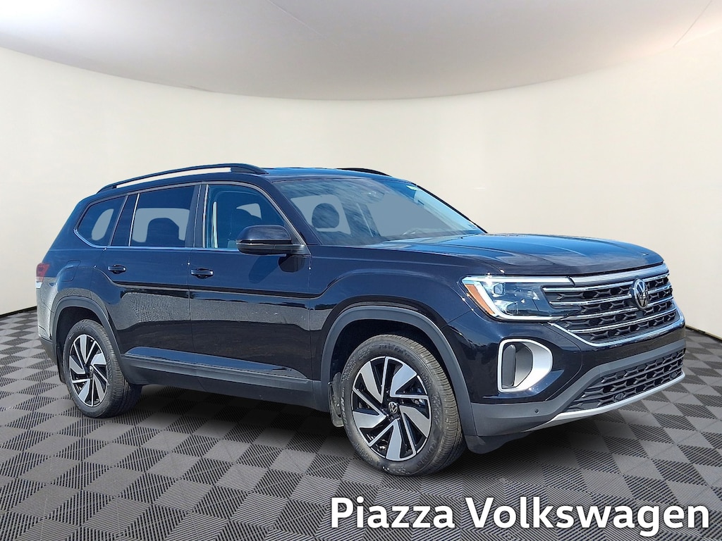 Used 2025 Volkswagen Atlas 2.0T SE w/Technology Sport Utility