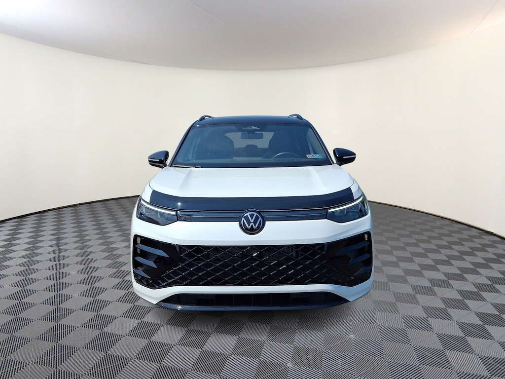 Used 2026 Volkswagen Tiguan SE R-Line Black Sport Utility