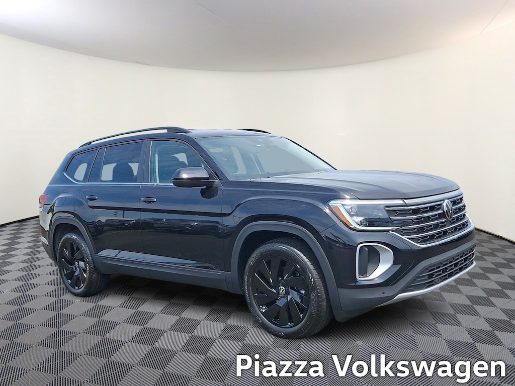 New 2026 Volkswagen Atlas SE With Technology Sport Utility