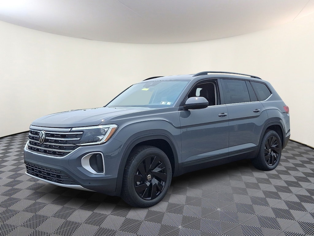 New 2026 Volkswagen Atlas SE With Technology Sport Utility