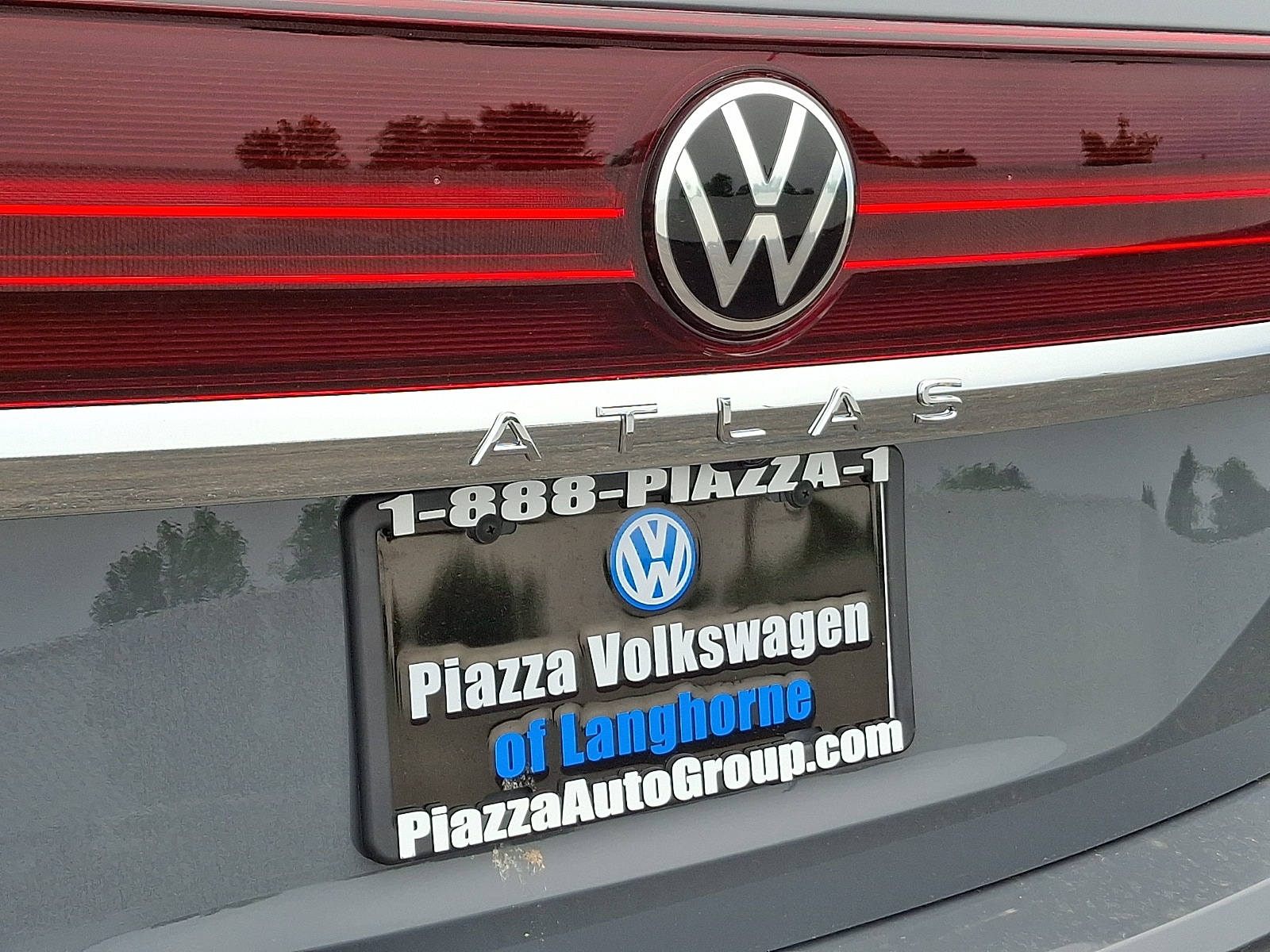 2026 Volkswagen Atlas SE w/Tech - Photo 10