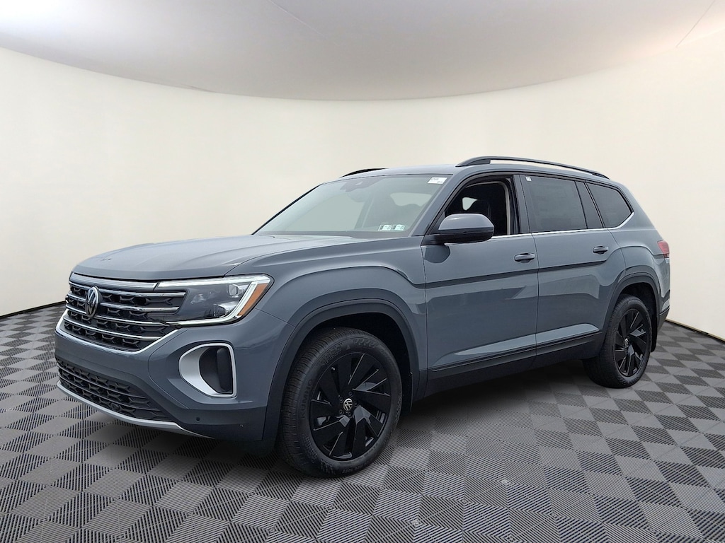 New 2026 Volkswagen Atlas SE With Technology Sport Utility