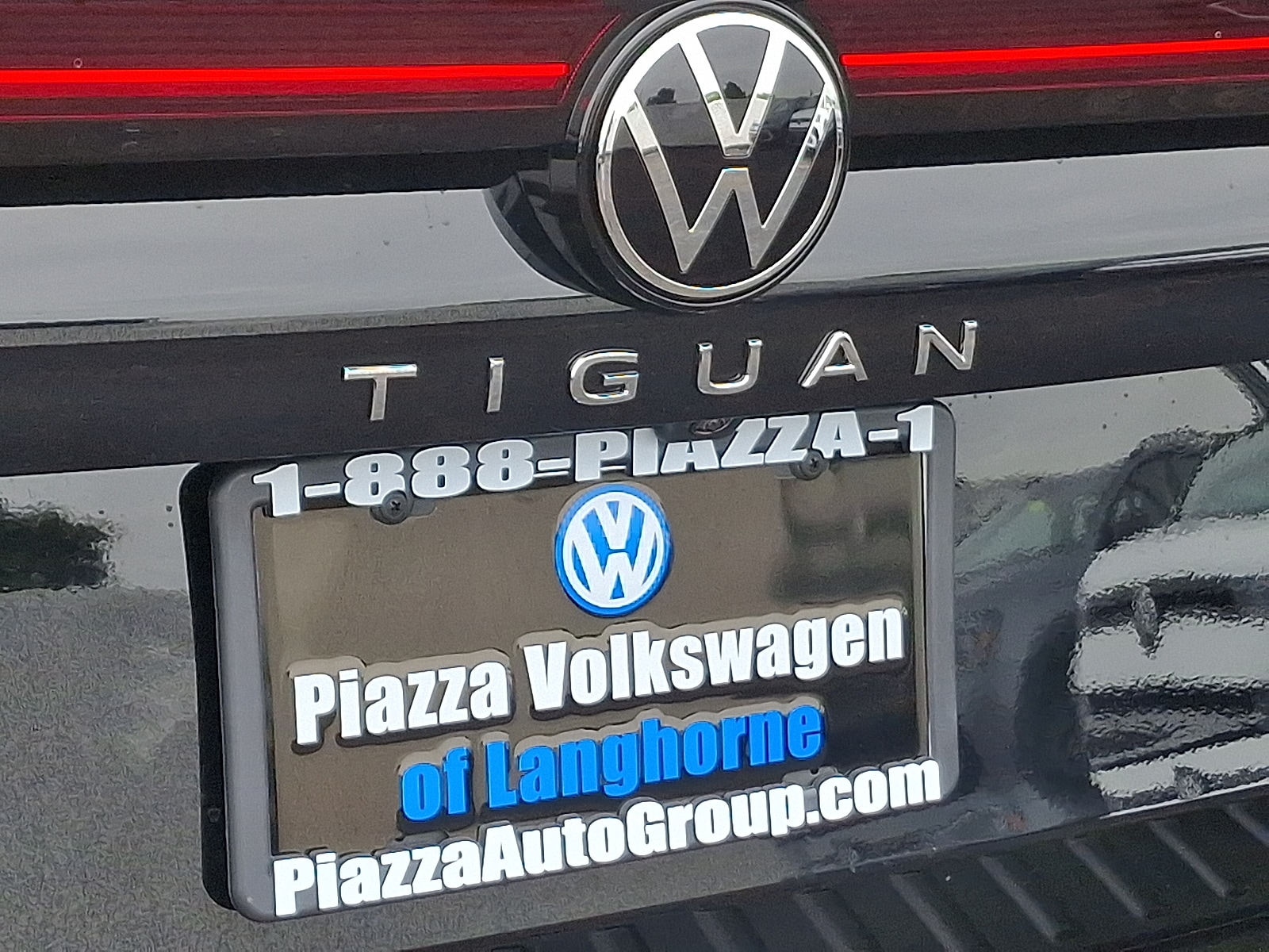 2025 Volkswagen Tiguan S - Photo 11