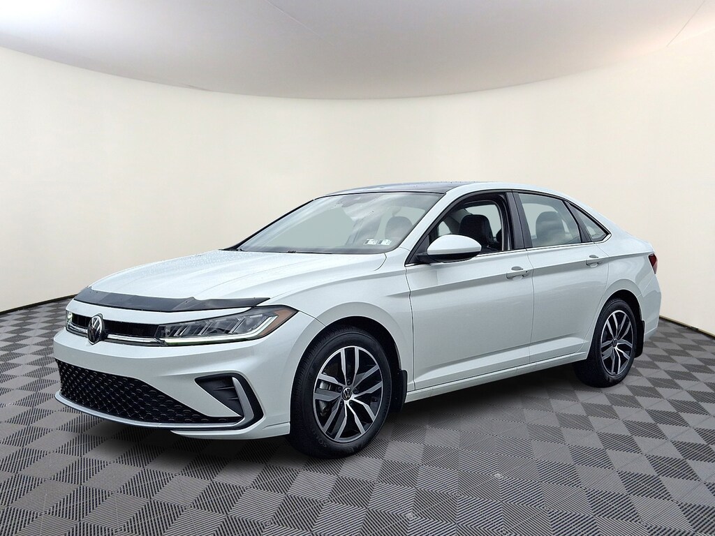 Used 2026 Volkswagen Jetta SE Sedan