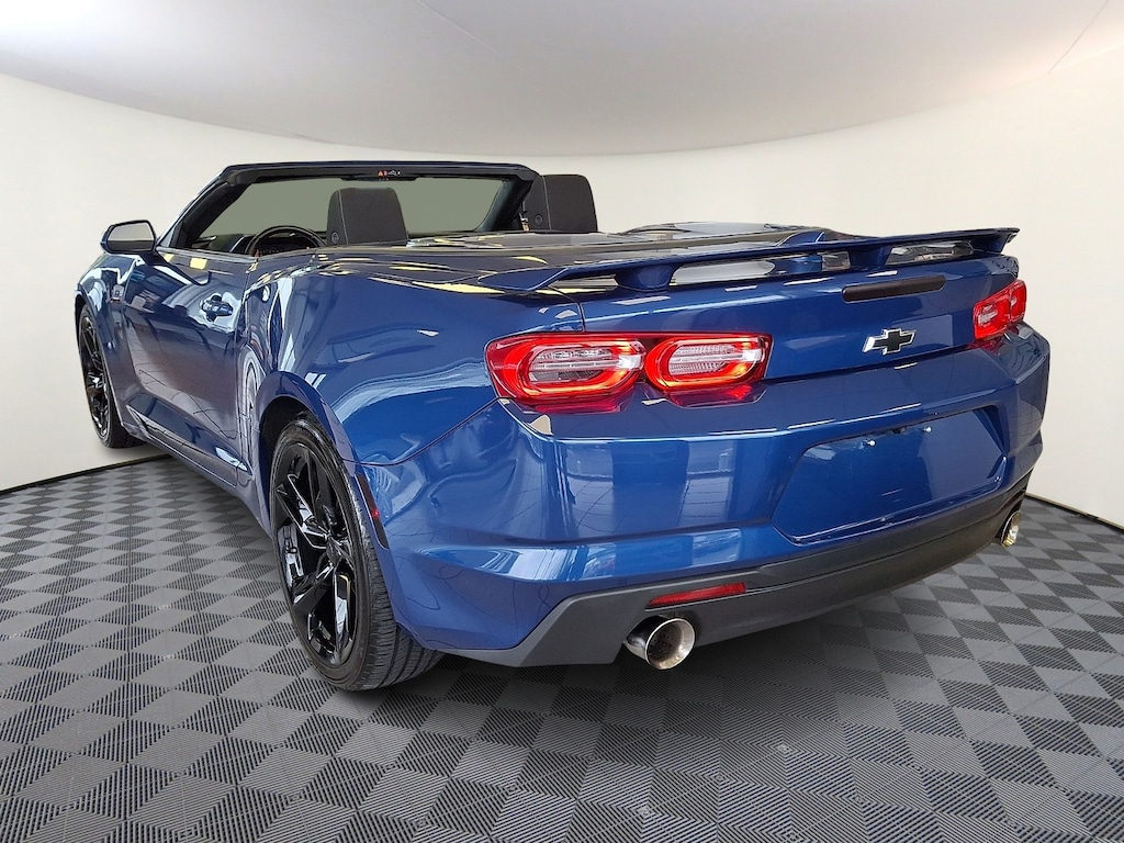 Used 2024 Chevrolet Camaro RWD Convertible LT1 Convertible