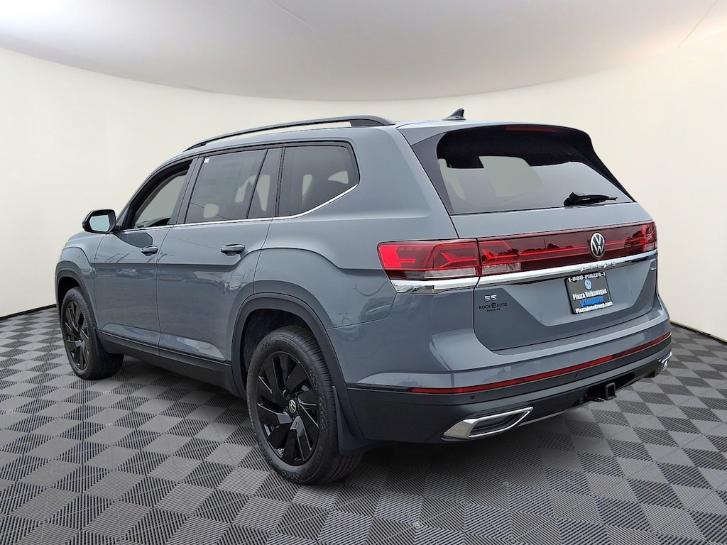 New 2026 Volkswagen Atlas SE With Technology Sport Utility