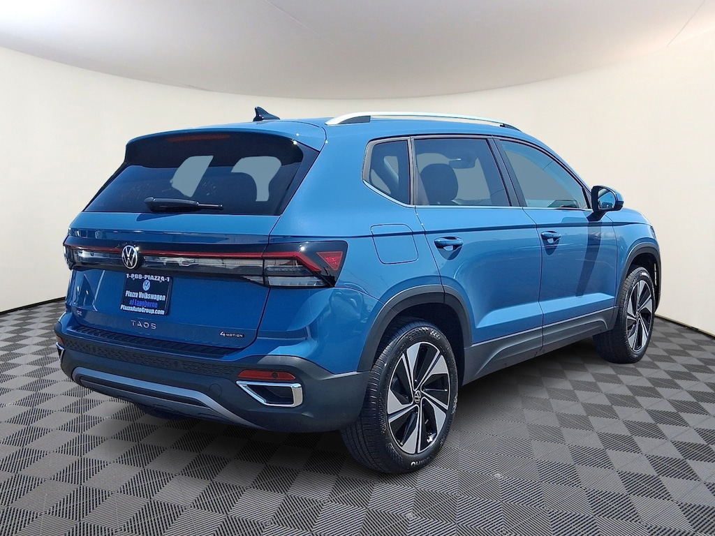 New 2026 Volkswagen Taos SE Sport Utility