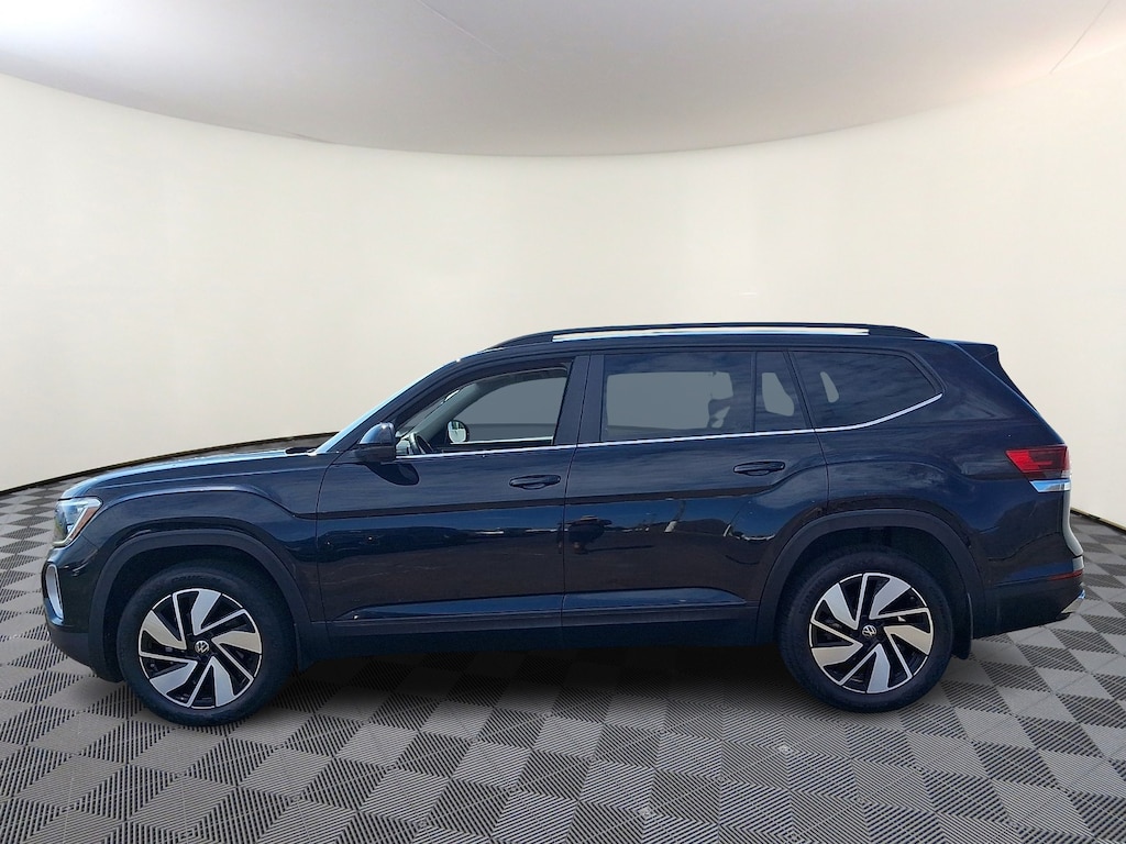 Used 2025 Volkswagen Atlas 2.0T SE w/Technology Sport Utility