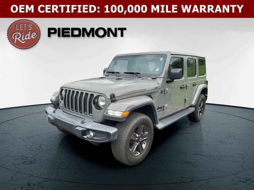 Used 2022 Jeep Wrangler Unlimited Sahara Altitude 4x4 SUV