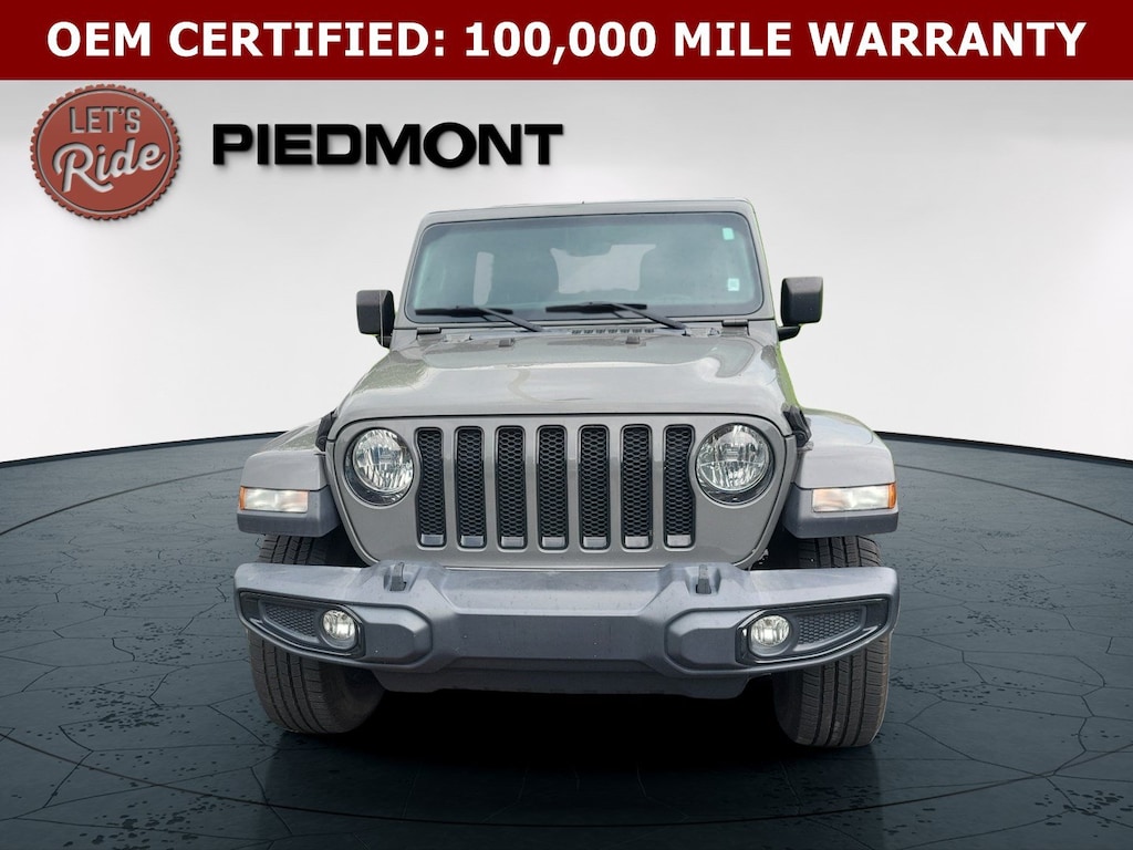 Used 2022 Jeep Wrangler Unlimited Sahara Altitude 4x4 SUV