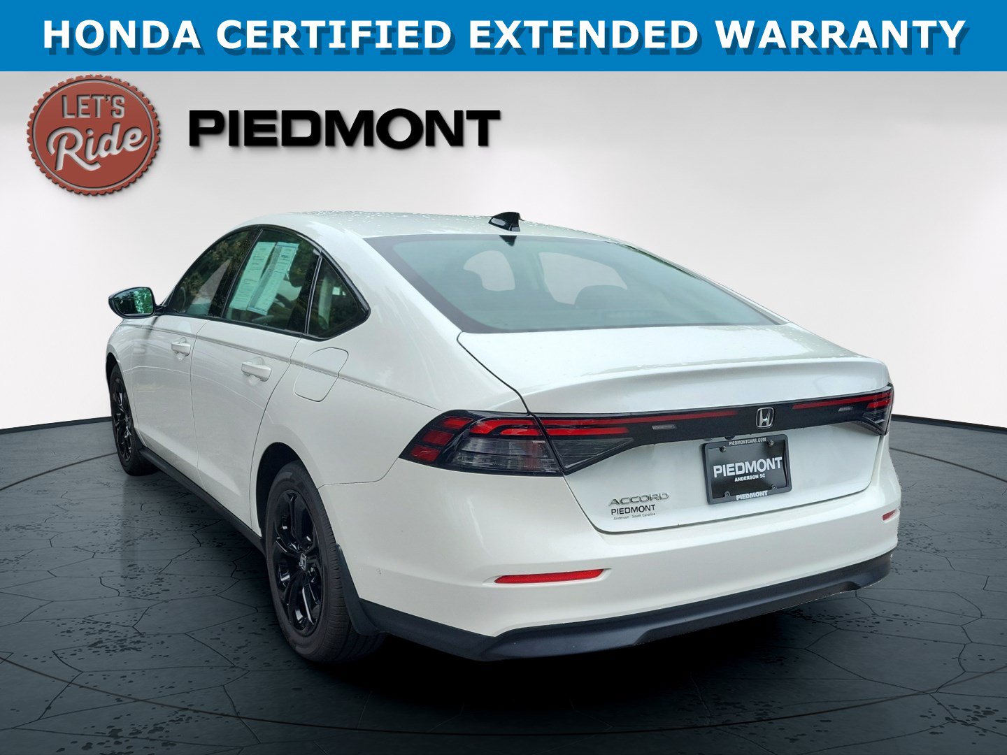 2025 Honda Accord SE - Photo 9