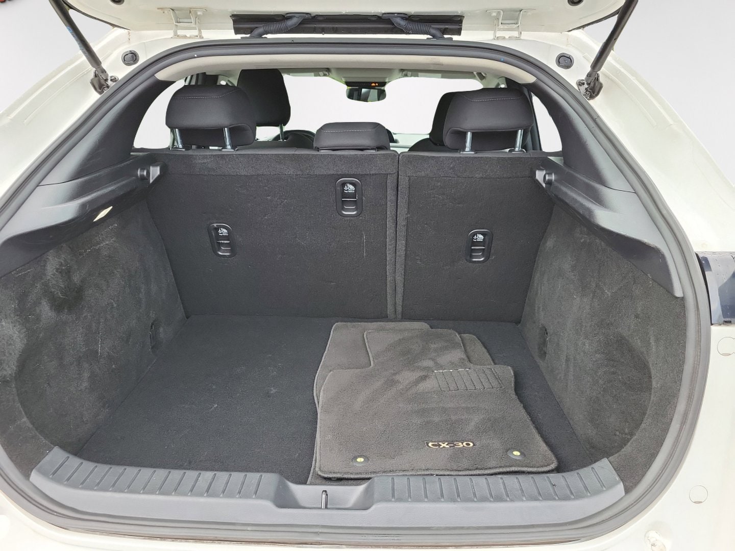 2024 Mazda CX-30 S - Photo 13