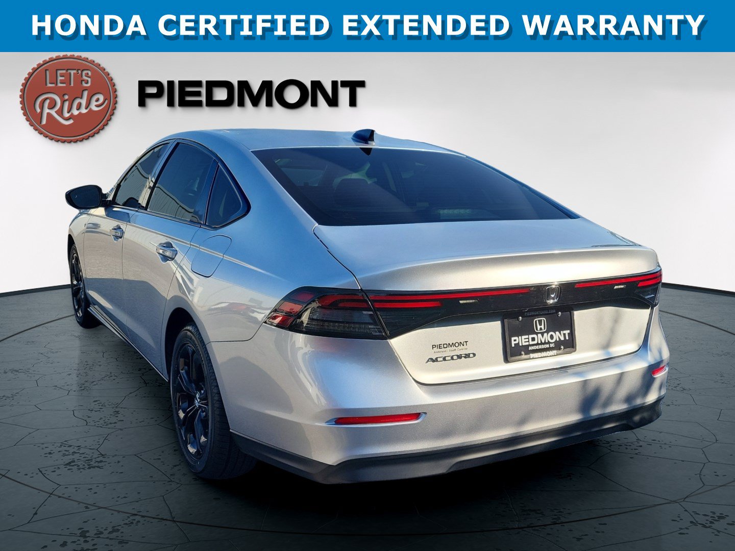 2025 Honda Accord SE - Photo 9