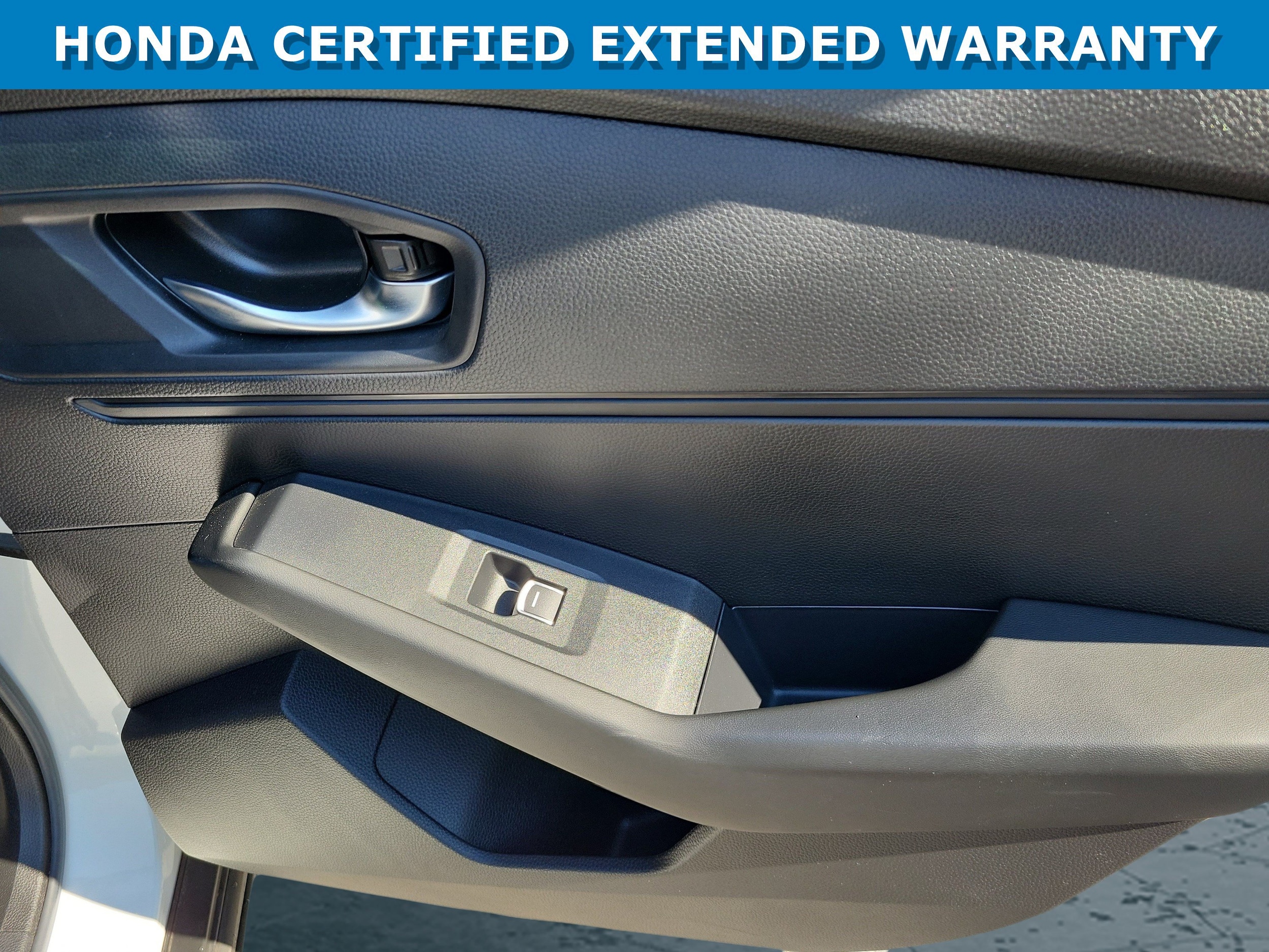 2025 Honda Accord LX - Photo 16