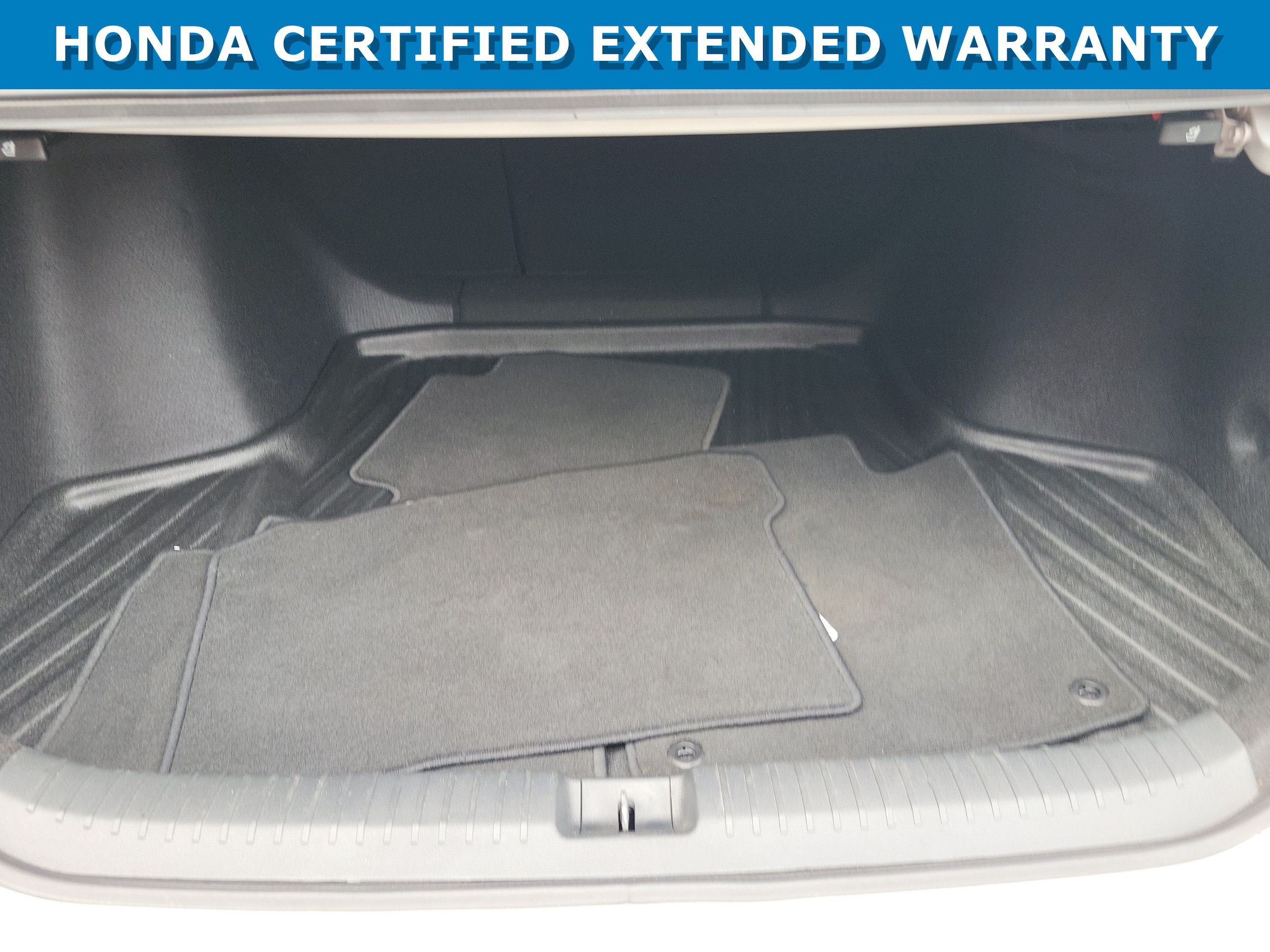 2025 Honda Accord SE - Photo 14
