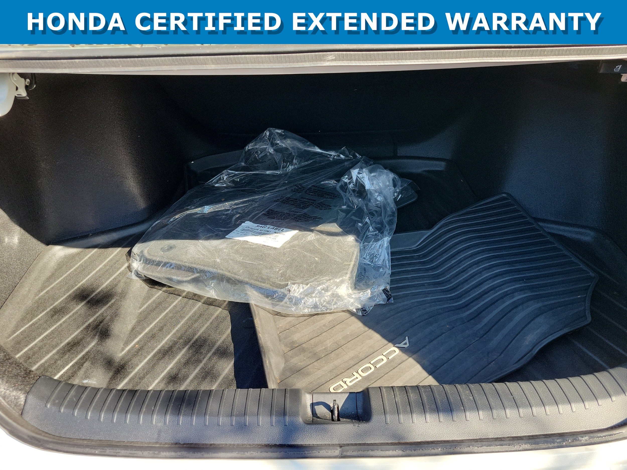 2025 Honda Accord LX - Photo 13