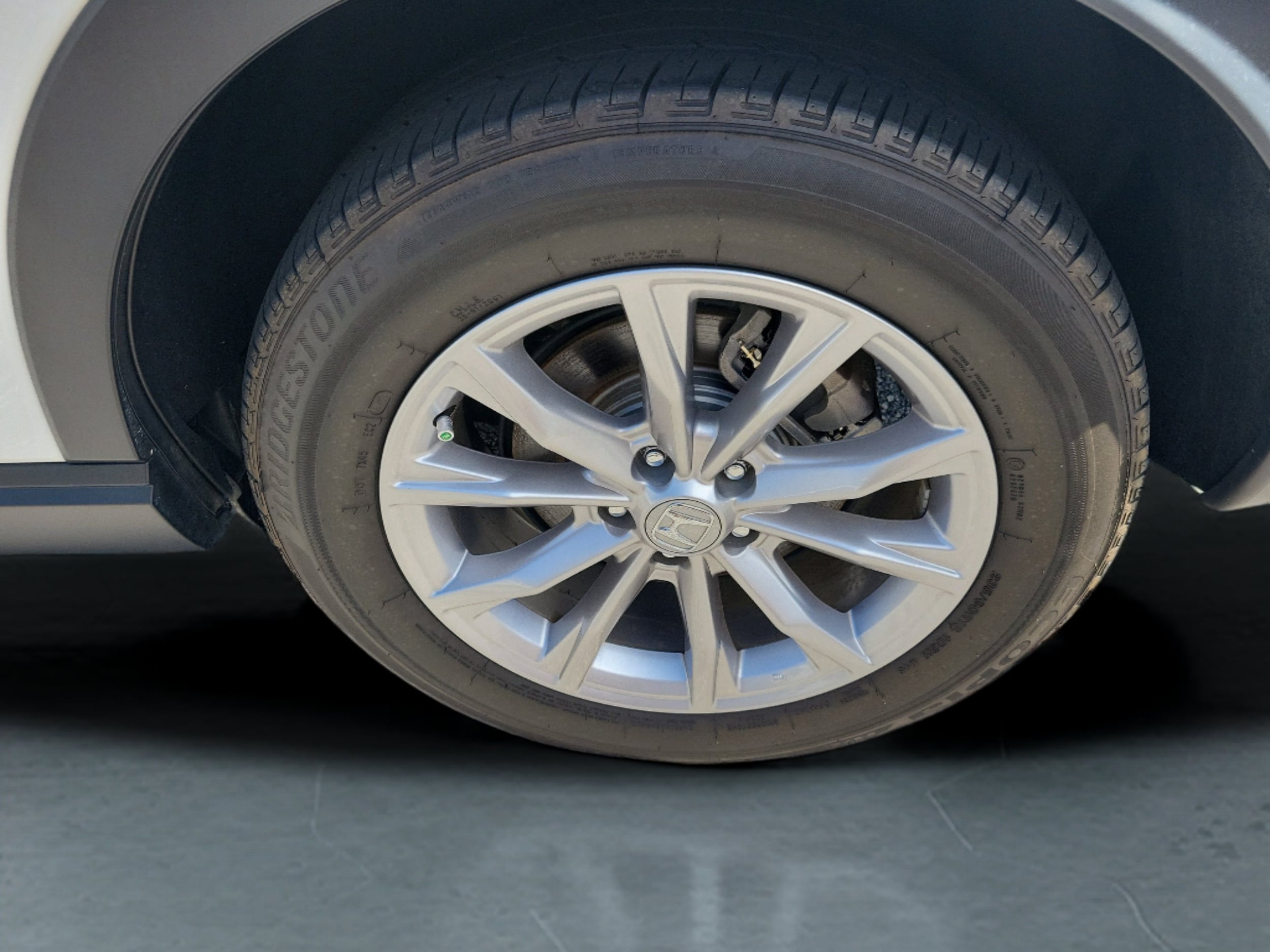 2024 Honda CR-V EX - Photo 11