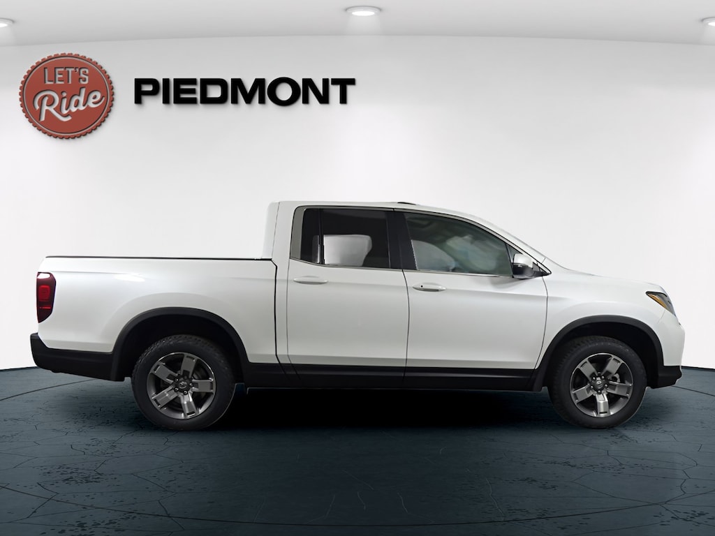 New 2026 Honda Ridgeline RTL Truck Crew Cab