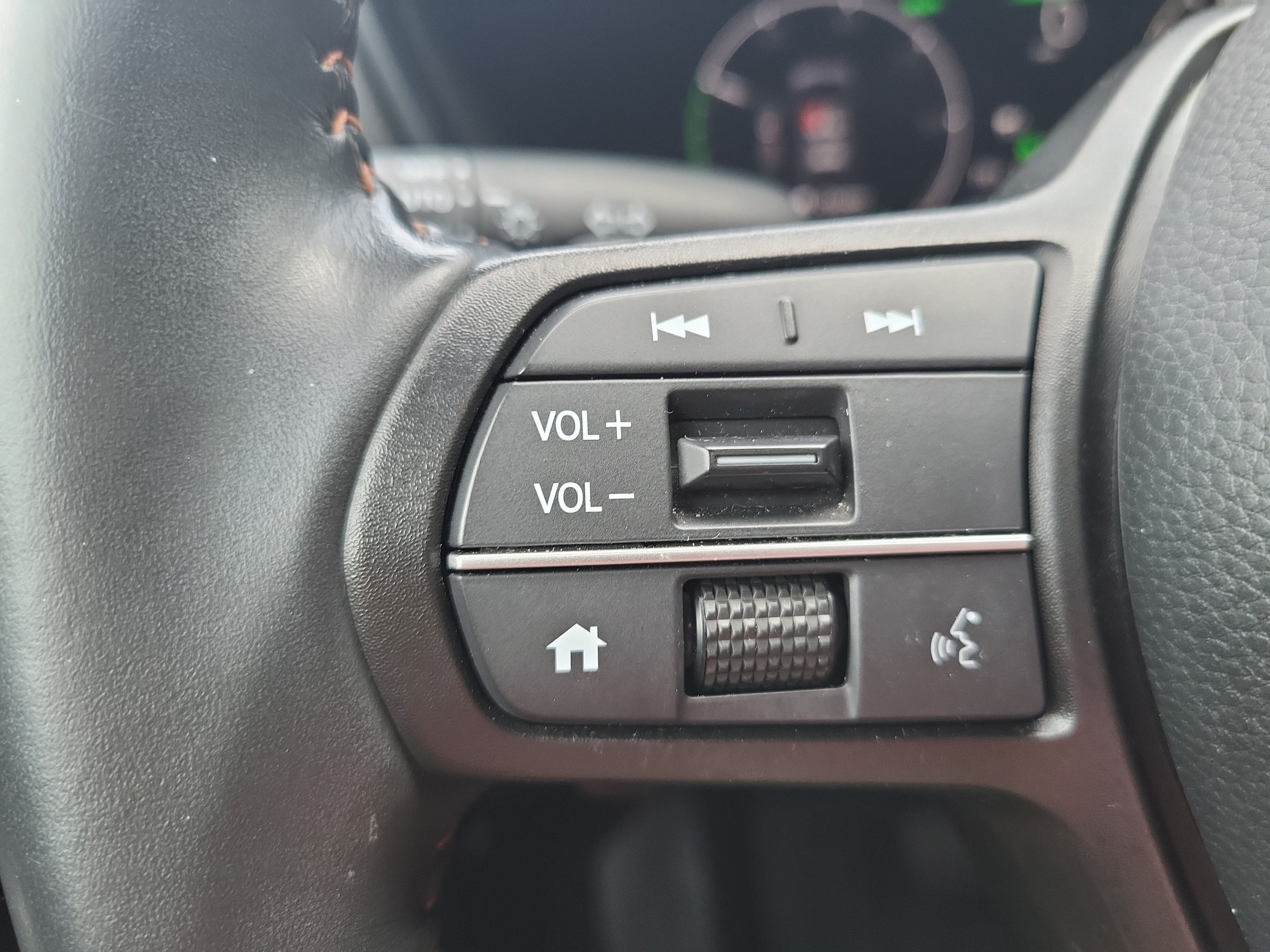 2024 Honda CR-V Sport-L - Photo 31