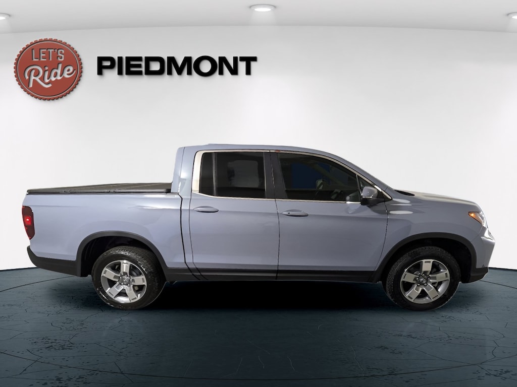 New 2026 Honda Ridgeline RTL Truck Crew Cab