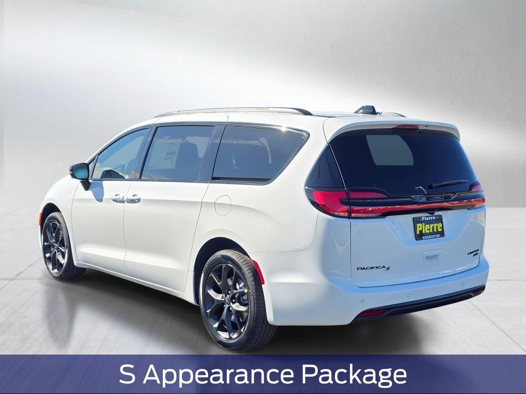 New 2027 Chrysler Pacifica LIMITED AWD Passenger Van