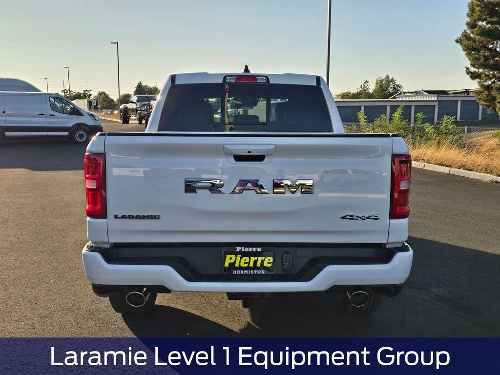 New 2026 Ram 1500 LARAMIE CREW CAB 4X4 5'7 BOX Pickup