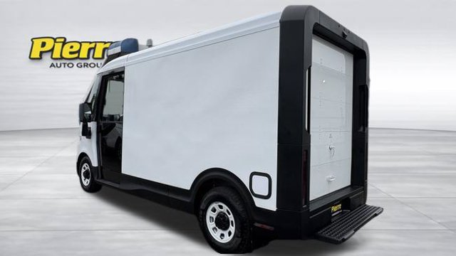 Used 2024 Chevrolet BrightDrop Zevo 400 with VIN 2G5ZJ2TY2R9103240 for sale in Seattle, WA