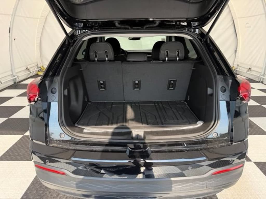 New 2027 Chevrolet Bolt LT SUV