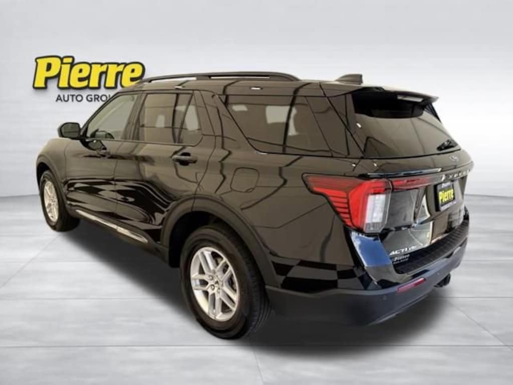 Used 2025 Ford Explorer Active