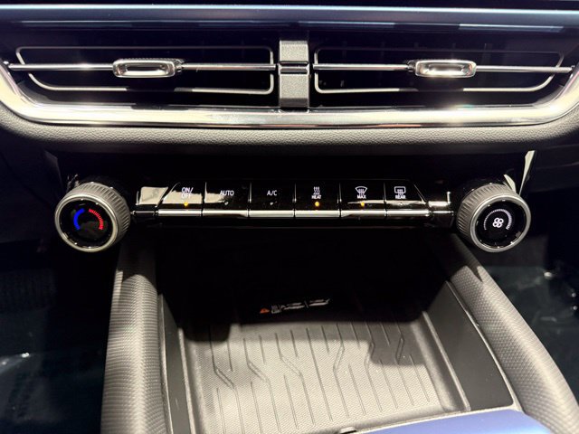 2026 Chevrolet Equinox EV 2LT - Photo 37