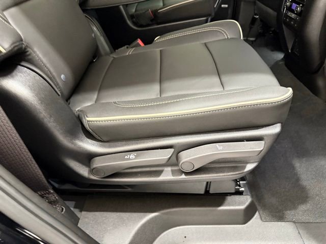 2026 Chevrolet Tahoe Premier - Photo 30