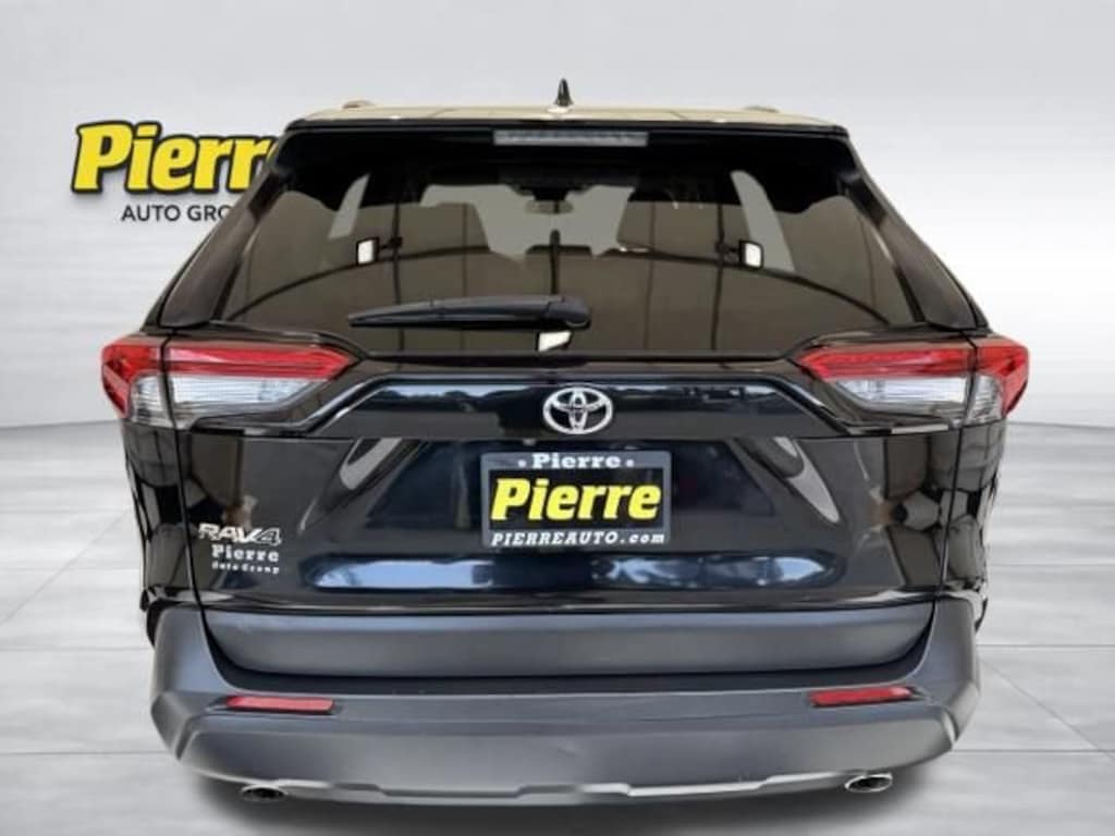 Used 2025 Toyota RAV4 XLE