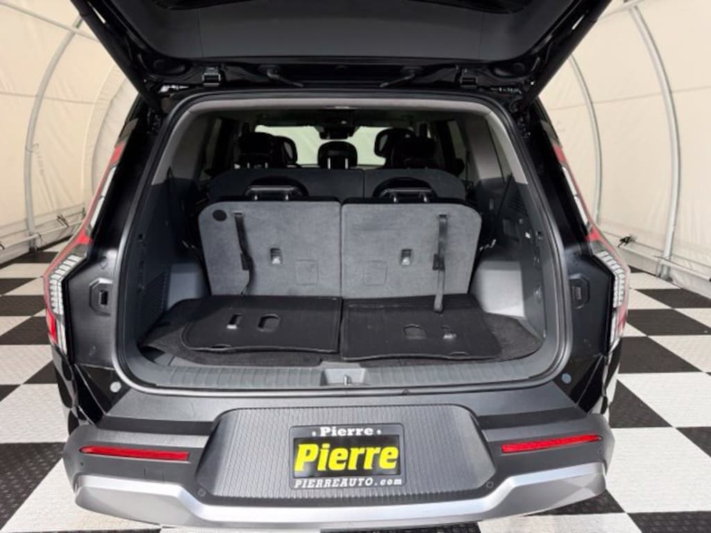 Used 2024 Kia EV9 Wind