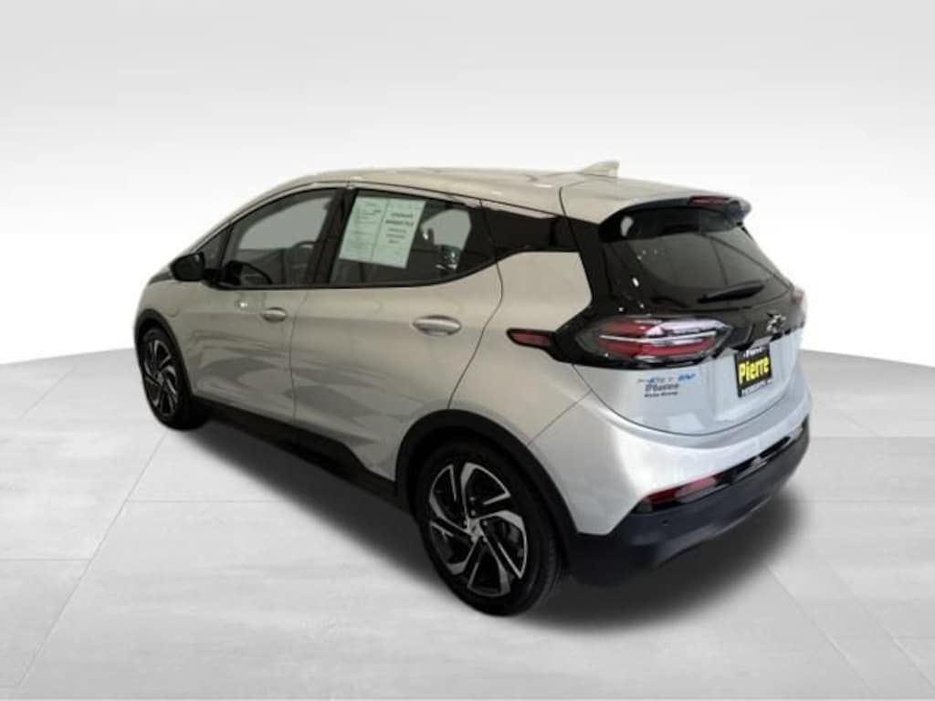 Used 2022 Chevrolet Bolt EV 2LT Car